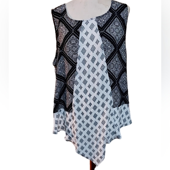 Cato Tops - Cato 2xl Top Blouse Shirt Tank Black White Hankerchief Hem Sheer Overlay…